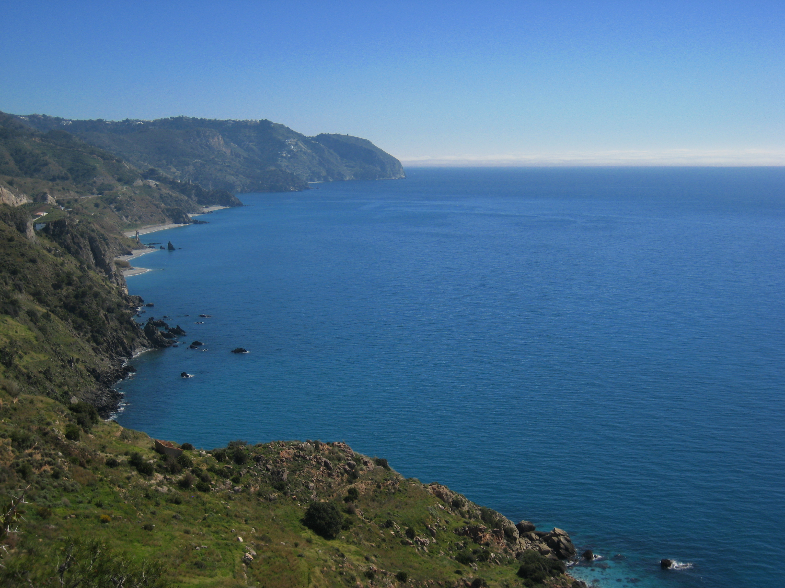 Acantilados de Maro-Cerro Gordo